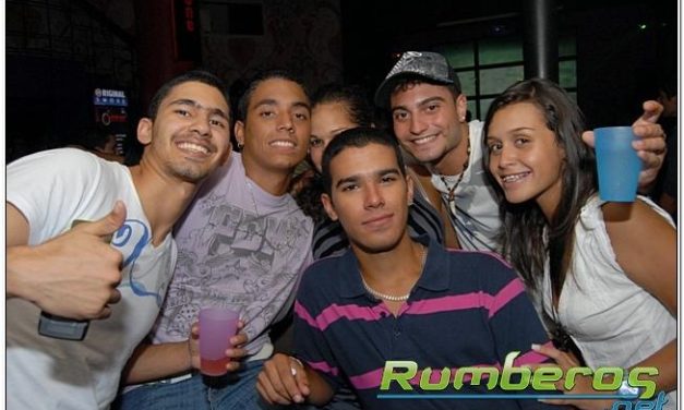 La mejor barra libre Universitaria es en One