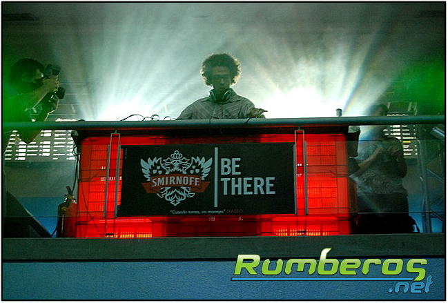Smirnoff celebró  el primer momento»Be There» en el Tolón Fashion Mall