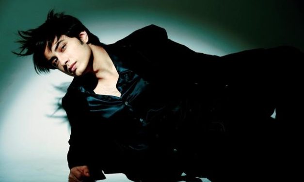 ALI ZAFAR EL PRÍNCIPE DEL POP EN TERE BIN LADEN
