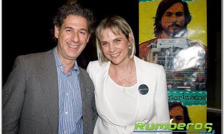 Premier a la prensa de la Pelicúla de Elia Schneider Des-autorizados