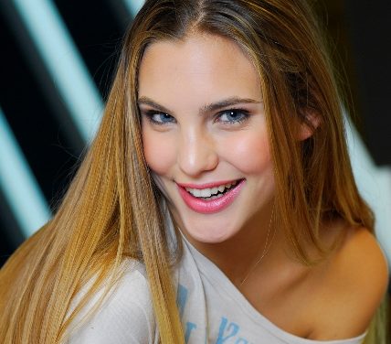 MTV LATINOAMÉRICA PRESENTA A LOS NUEVOS INTEGRANTES DEL SHOW LOS 10 + PEDIDOS