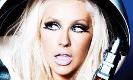 Retrasan lanzamiento del nuevo CD de Christina Aguilera