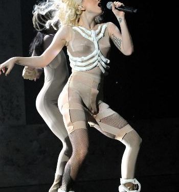 Lady Gaga: »Antes muerta que bajarme del escenario»