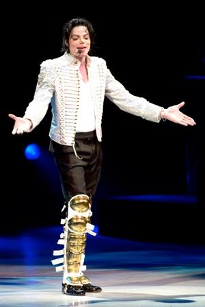 Sony firma contrato por álbumes de legado de Jackson