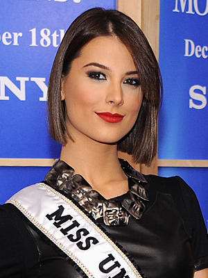 Miss Universo Estefanía Fernández  niega haber hablado mal de Hugo Chávez