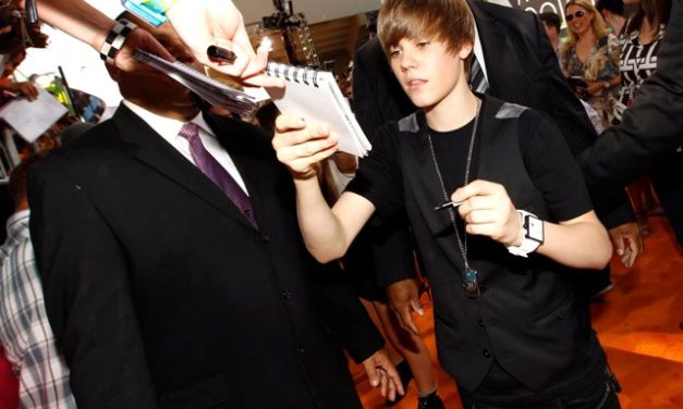 JUSTIN BIEBER NUMERO UNO