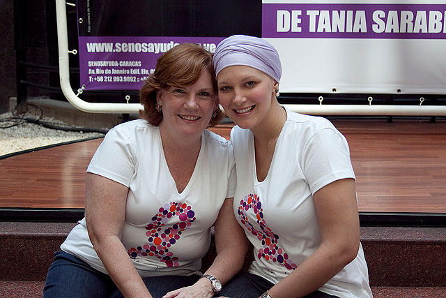 Se inicia la Ruta Rosada de SenosAyuda con el patrocinio de SAMBIL, Poise, Chip-a-Cookie y FM Center