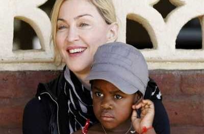 Madonna regresa a Malaui