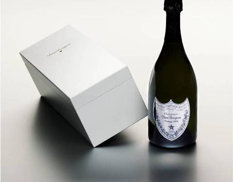 Claudia Schiffer es la imagen de Dom Perignon Wedding
