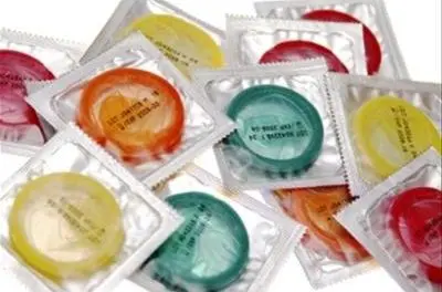 Demandarán a agencias de pornografía en EEUU por omitir condones