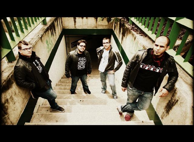 FORDELUCS PRESENTA: VIDEOCASE »NO QUEDA MÁS»