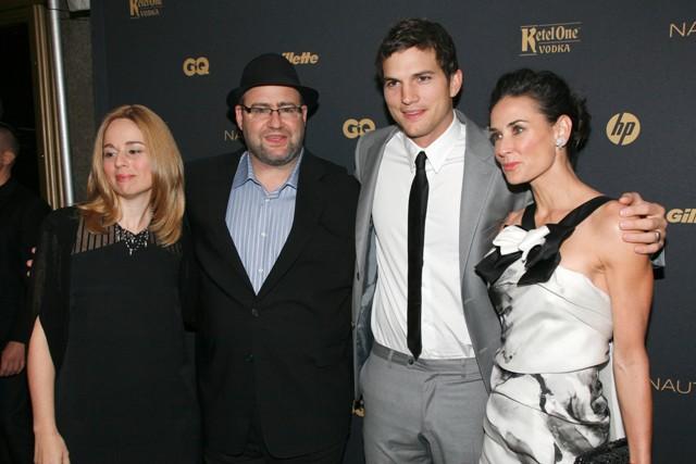 Ashton Kutcher, Yehudá Berg, traerá a Venezuela »El Poder de Cambiarlo Todo»
