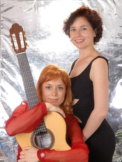 CASTAÑUELAS Y GUITARRAS LLEGAN A LA ANNA JULIA ROJAS