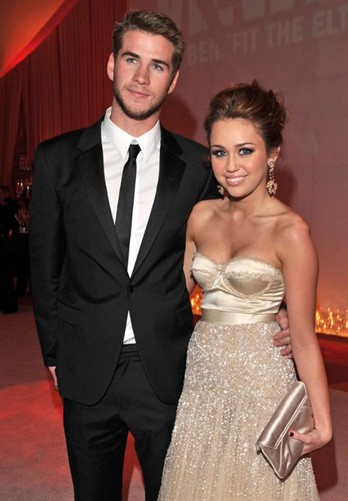 Miley Cyrus podría casarse a los 18 años con Liam Hemsworth