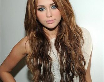 Miley Cyrus Lanzará su nuevo disco, ‘Can’t Be Tamed’, el 22 de junio