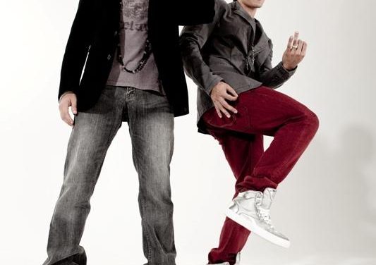 CHINO Y NACHO PRESENTAN SU ALBUM DEBUT »MI NIÑA BONITA»EN ESTADOS UNIDOS Este 06 de abril