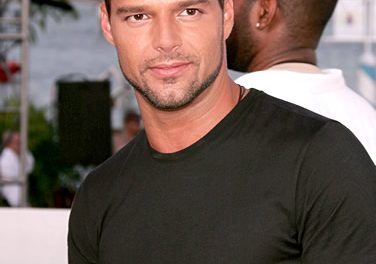Creador de Menudo,  pide respeto para Ricky Martin