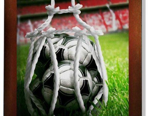 Something Special rinde tributo al fútbol con Enbotellarte Digital