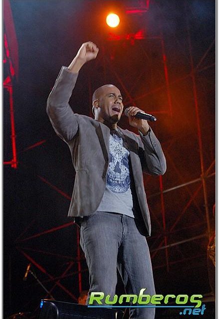 Aventura enamoró con su bachata al público de Maracay
