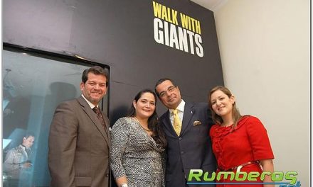Johnnie Walker Black Label presenta su nueva campaña Walk with Giants con Eduardo Marturet