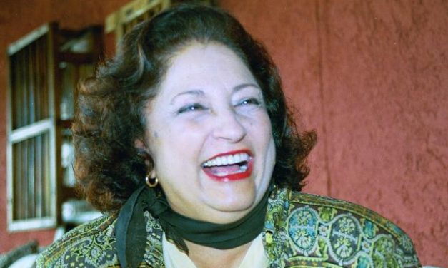 ROSA VIRGINIA CHACÍN CANTARÁ A LUIS CRUZ
