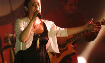Julieta Venegas dedica a Cerati su show de despedida