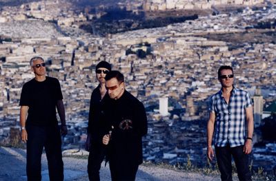U2 prepara nuevo disco para fin de año y retoma la gira en Italia