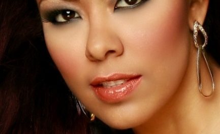 Anaís Bonalde representará la belleza de Guayana en el Miss Turismo Venezuela 2010.