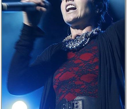CRANBERRIES ESTREMECIÒ A LOS CARABOBEÑOS CON SU ROCK