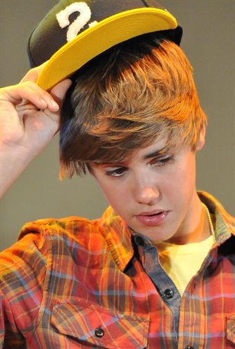 Justin Bieber agrede a un niño de 12 años que lo llamó »gay»