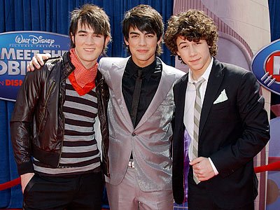 Jonas Brothers cancelan concierto por inseguridad en Monterrey