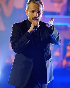 Miguel Bosé: »Piñera convirtió rescate de mineros en un reality show»