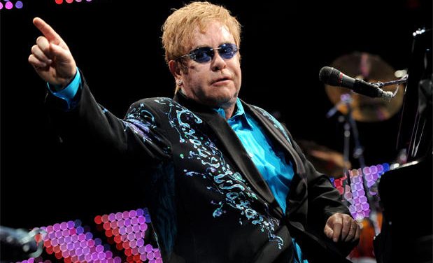 Elton John llama a Noel y Liam Gallagher: »Idiotas y estúpidos»