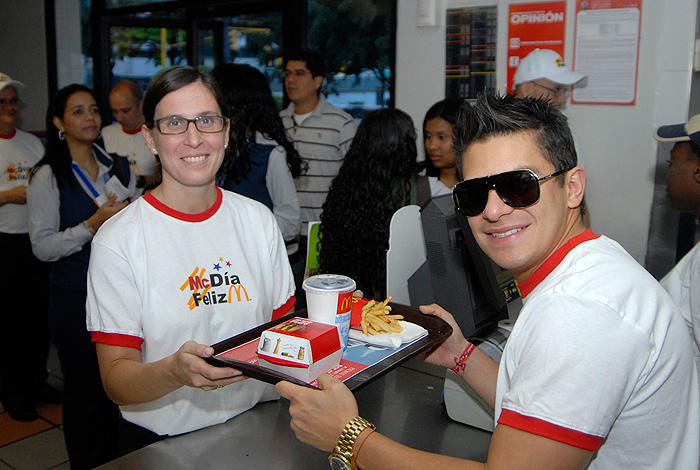 McDía Feliz recauda 1 millón 800 mil bolívares