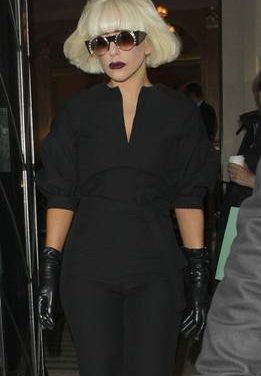 LADY GAGA TENDRÁ 8 CLONES