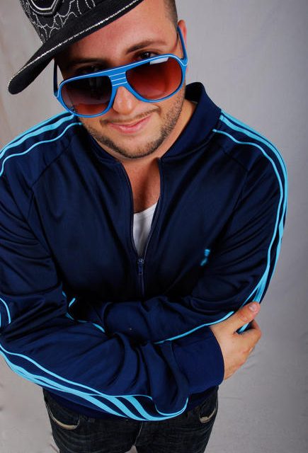 BORICUA NALDO LLEGA A CARACAS PARA FILMAR VIDEO JUNTO A VENEZOLANO WAIKA