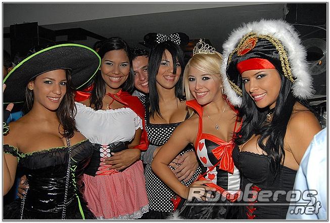 Rumba de Halloween en Nikki Beach (+Fotos)