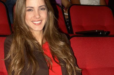 Jessica Barboza, Miss Venezuela Internacional 2010, apoya la defensa de los derechos de la mujer