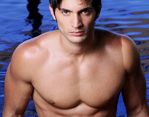 Al Desnudo con Daniel Elbittar, el modelo y actor que está de moda! »Top Fashion» por @KenyuSuarez