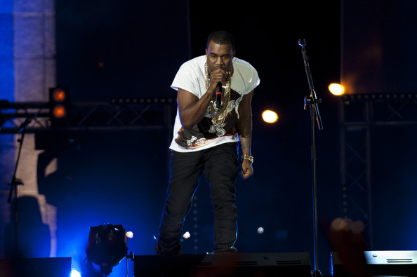 Kanye West critica nuevamente a Taylor Swift