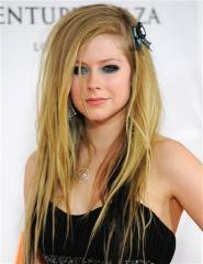 Avril Lavigne y Whibley dan por concluido su divorcio