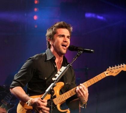 A&E TRANSMITE EN EXCLUSIVA PARA TODA AMERICA LATINA LOS PREMIOS 40 PRINCIPALES