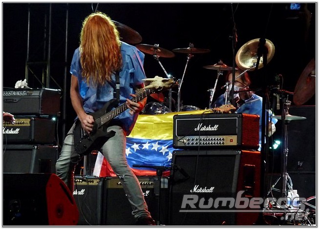 LA JUVENTUD VALENCIANA VIBRÓ CON EL FESTIVAL 100% ROCK VENEZOLANO (+Fotos)