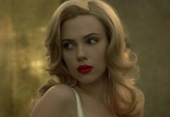 Scarlett Johansson imagen de ‘The One’, la nueva fragancia de Dolce & Gabbana