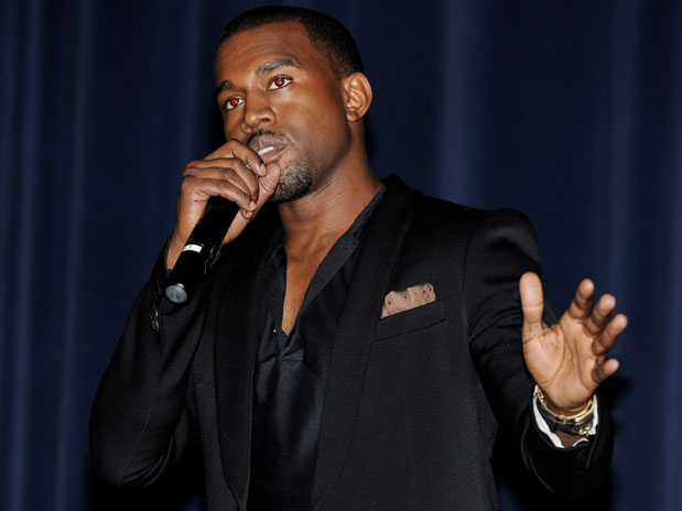 Kanye West es demandado por darle paliza a un fotógrafo