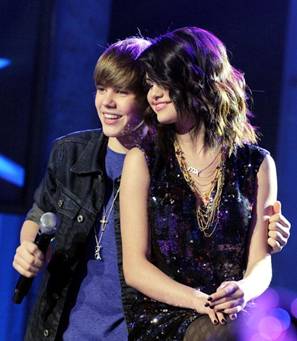ESCAPADA DE JUSTIN BIEBER Y SELENA GOMEZ COSTÓ 2,300 DÓLARES POR NOCHE