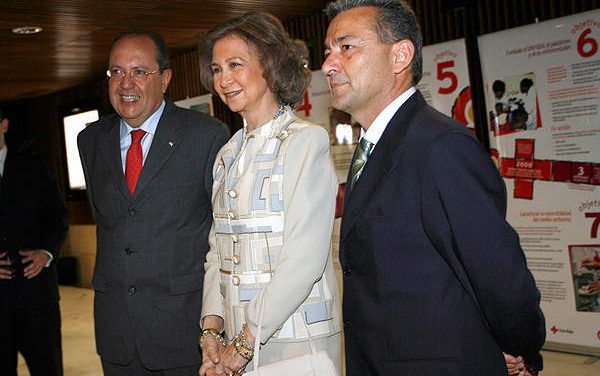 Paulino Rivero Baute llega a Venezuela en visita privada