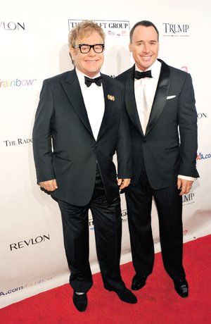 Elton John: »Me dicen que soy menos por ser gay»