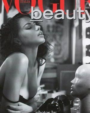 Adriana Lima muestra sus encantos en blanco y negro para Vogue Italia (+Fotos)