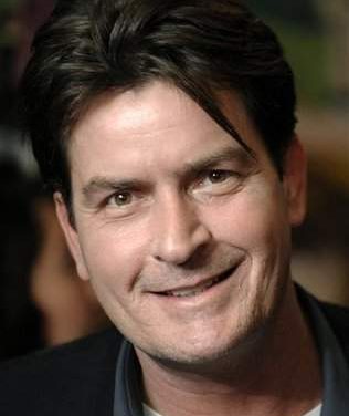CBS y Warner cancelan producción de serie »Two and a Half Men» de Charlie Sheen